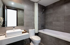 Studio with City View | Bathroom | Shower, free toiletries, hair dryer, slippers