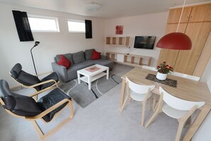 Holliday home | Living area | Toys - Gullbrannagården (Eldsberga)