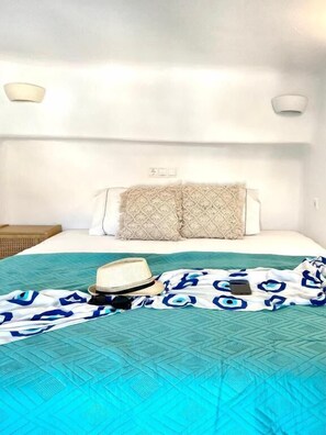 Superior Duplex | 2 bedrooms, hypo-allergenic bedding, pillowtop beds