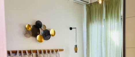 أغطية فراش متميزة وبديكورات فريدة لكل غرفة وطراز فريد لكل وحدة