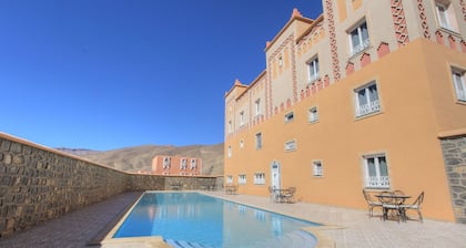 Hotel New Mars Dades