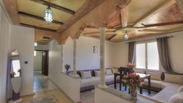 Deluxe-Suite | 1 Schlafzimmer, Bettwäsche aus ägyptischer Baumwolle