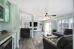 Smart TV, fireplace, video games, books