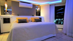 Premium bedding, Select Comfort beds, minibar, in-room safe - SEAFLATS Iate Plaza Hotel (Fortaleza)
