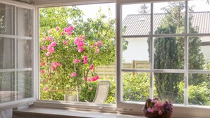 Apartment (100qm-Riesling) | View from room - Villa Dörr (Woerrstadt)