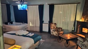 华丽客房, 1 张大床, 按摩浴缸 | 埃及棉床单、高档床上用品、Select Comfort  床、迷你吧