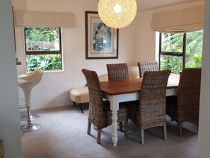 Dining - Absolute Waterfront Retreat (Opua)