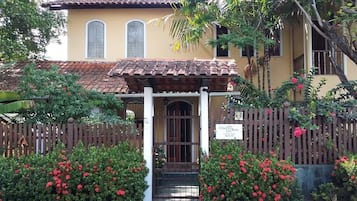 Bagian depan properti