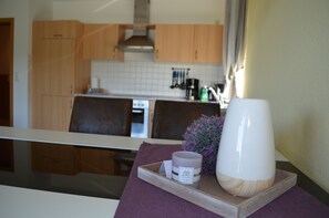 House | Living area | Flat-screen TV, DVD player - Apartment Ohragrund Oberhof (Oberhof)