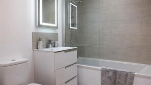 Towels - The Nook (Saundersfoot)