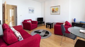 TV - Glendower House 5 (Tenby)