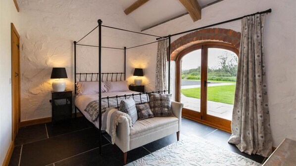 3 Schlafzimmer, kostenloses WLAN, Bettwäsche