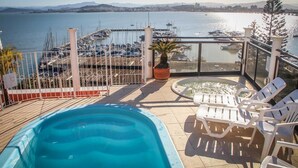 6 piscines extérieures