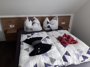 Dobbeltrom – comfort, balkong | Skrivebord, skrivebord for bærbar PC, blendingsgardiner og lydisolert