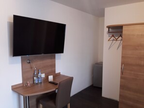 Comfort Twin Room | Living area