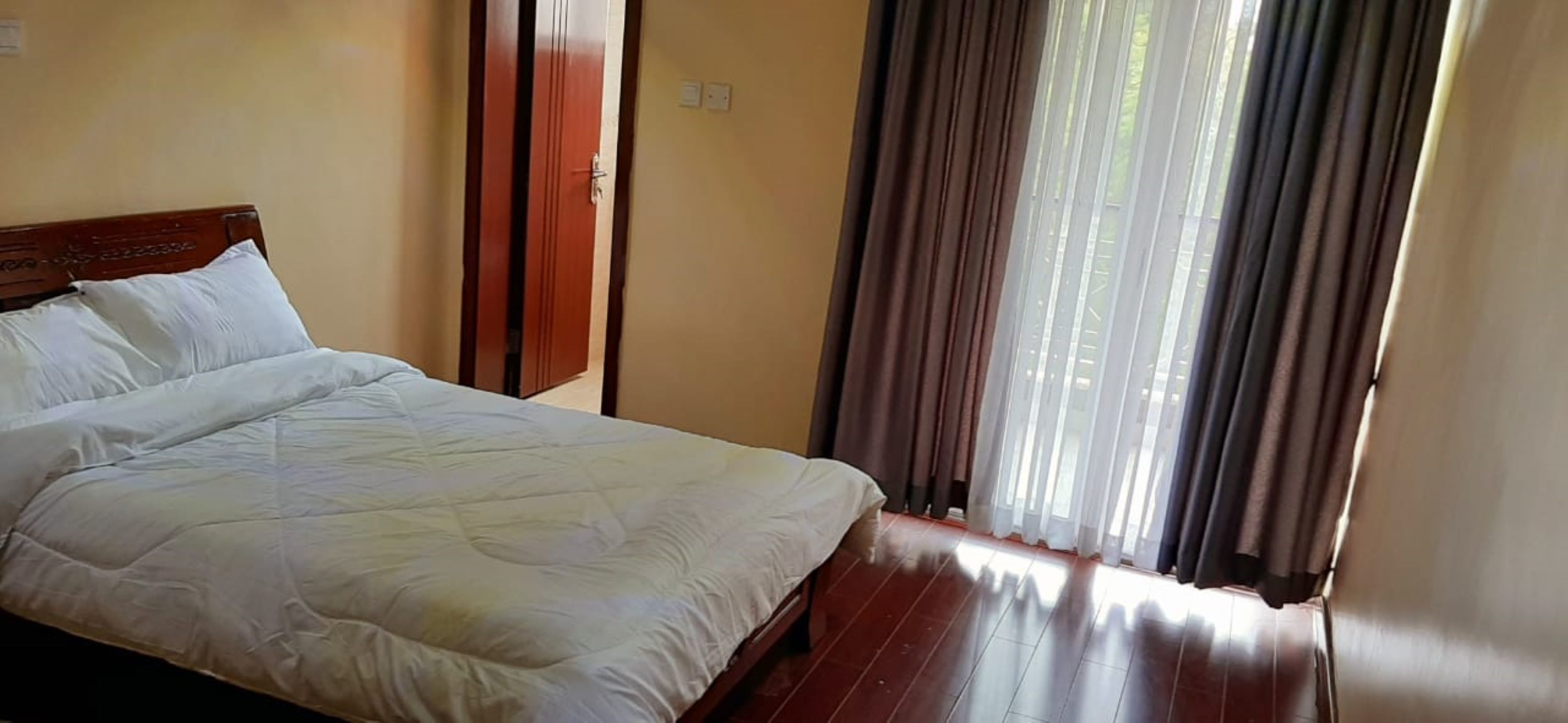 Apartment, 4 Bedrooms | 4 bedrooms, desk, free WiFi, bed sheets
