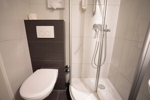 Standard Single Room | Bathroom - Hotel Zum Prinzen (Sinsheim)