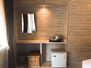 Basic-Doppelzimmer | Businesscenter im Zimmer