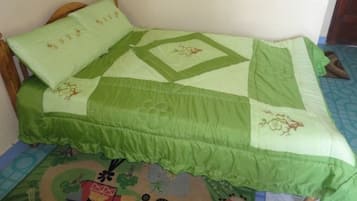 Single Room | Desk, iron/ironing board, free WiFi, bed sheets