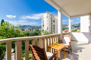 Deluxe Apartment, 1 Bedroom, City View | Balcony