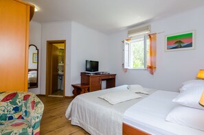 Comfort Double or Twin Room, Patio, Garden View