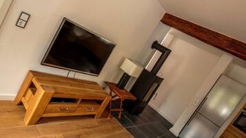 Apartment (Orlenberg) | Wohnbereich | Flachbildfernseher