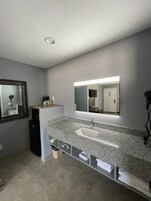 Deluxe Double Room, 2 Double Beds, Non Smoking | Blackout drapes, soundproofing, free WiFi, bed sheets