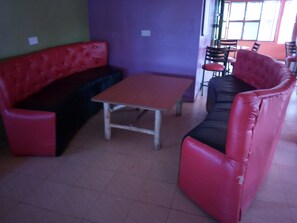 Lobby sitting area - Ivory Resort Hotel (Marua)
