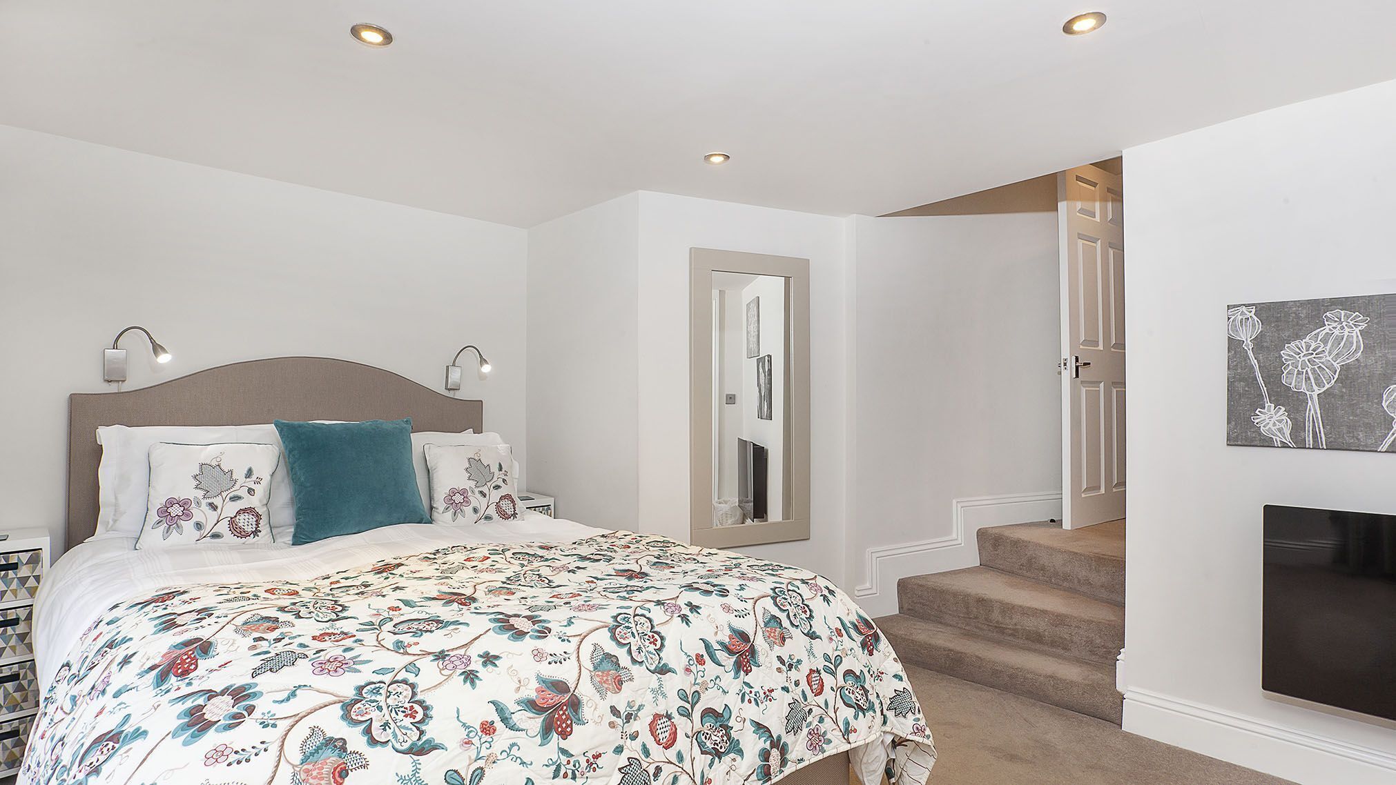 2 habitaciones, tabla de planchar con plancha y wifi gratis 