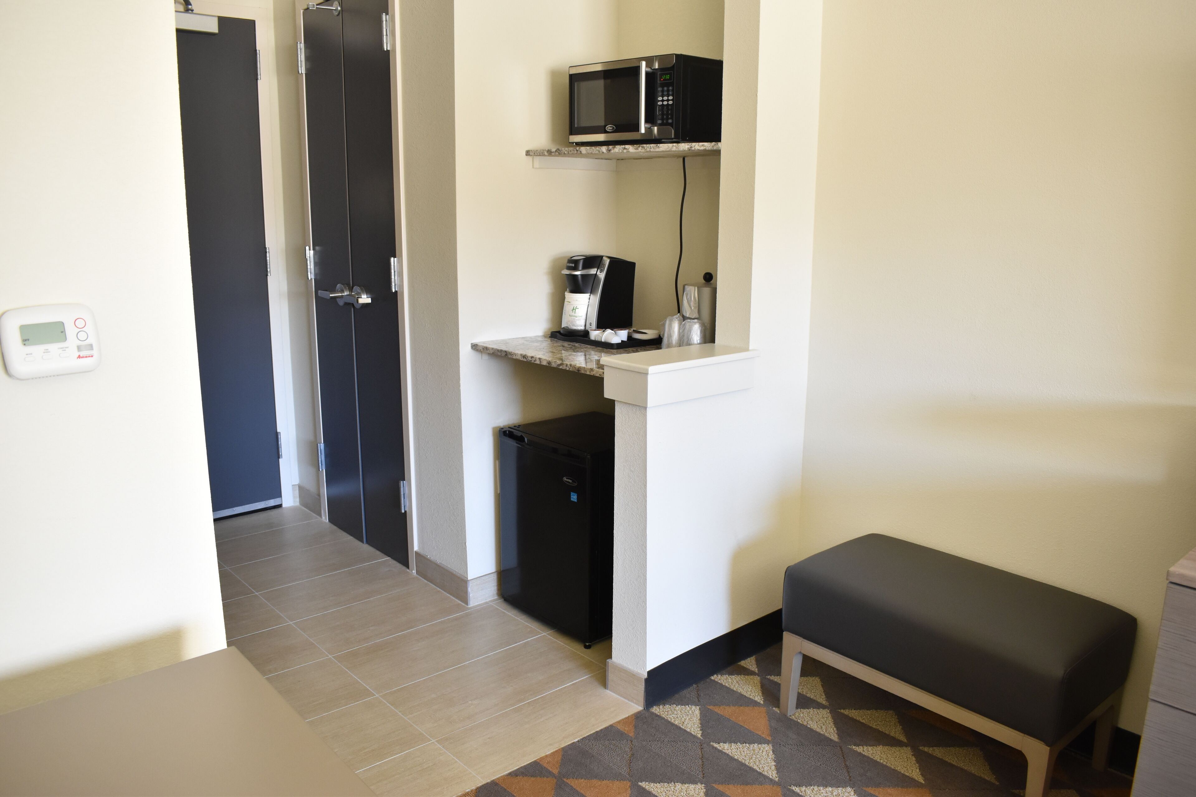 fridge, microwave, coffee/tea maker, high chair