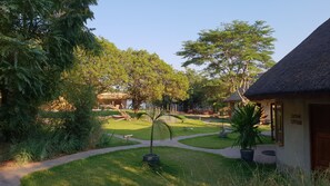 Interior entrance - Wild Dogs Lodge (Lusaka)
