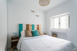 1 bedroom, desk, iron/ironing board, free WiFi