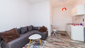 สตูดิโอ (Apartments Sany - Studio Apartment)