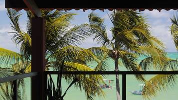 Suite Vista Mar Deluxe com Ofuro | Frigobar, ferros/tábuas de passar roupa, Wi-Fi de cortesia