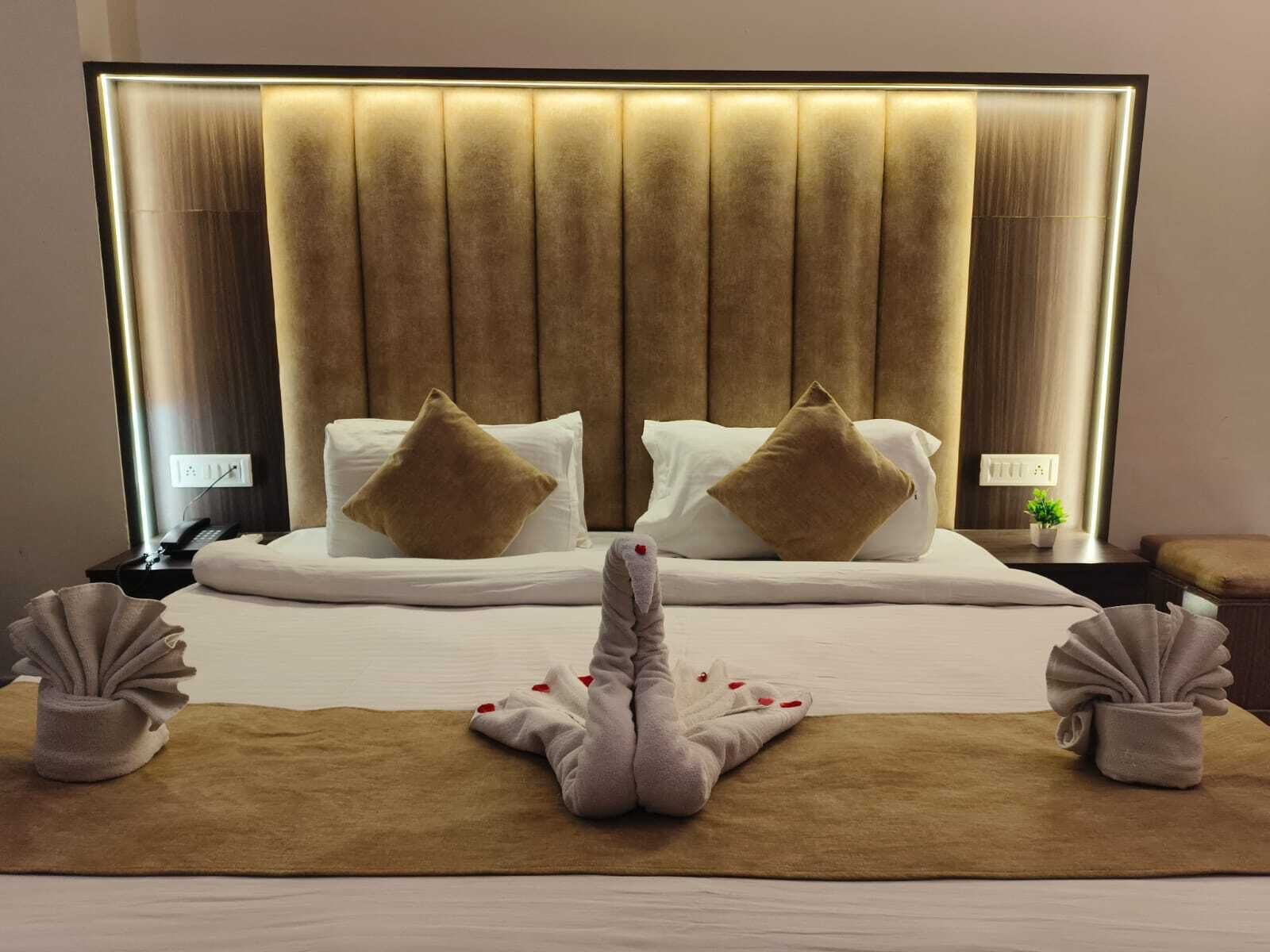 Executive Room | In-room safe, desk, rollaway beds, free WiFi