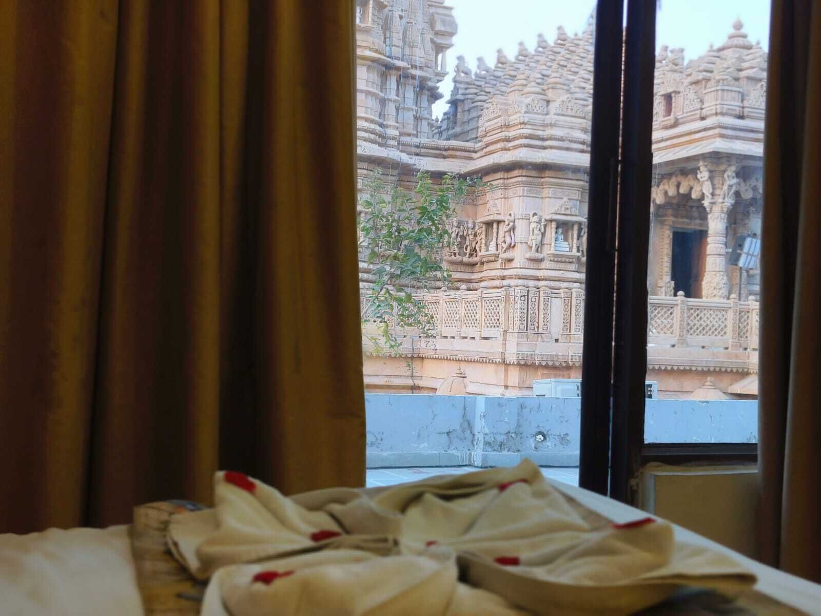 Familierom | Safe på rommet, skrivebord og ekstrasenger (mot et tillegg)