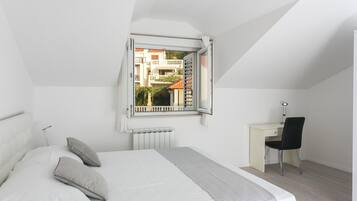 Individually decorated, individually furnished, iron/ironing board