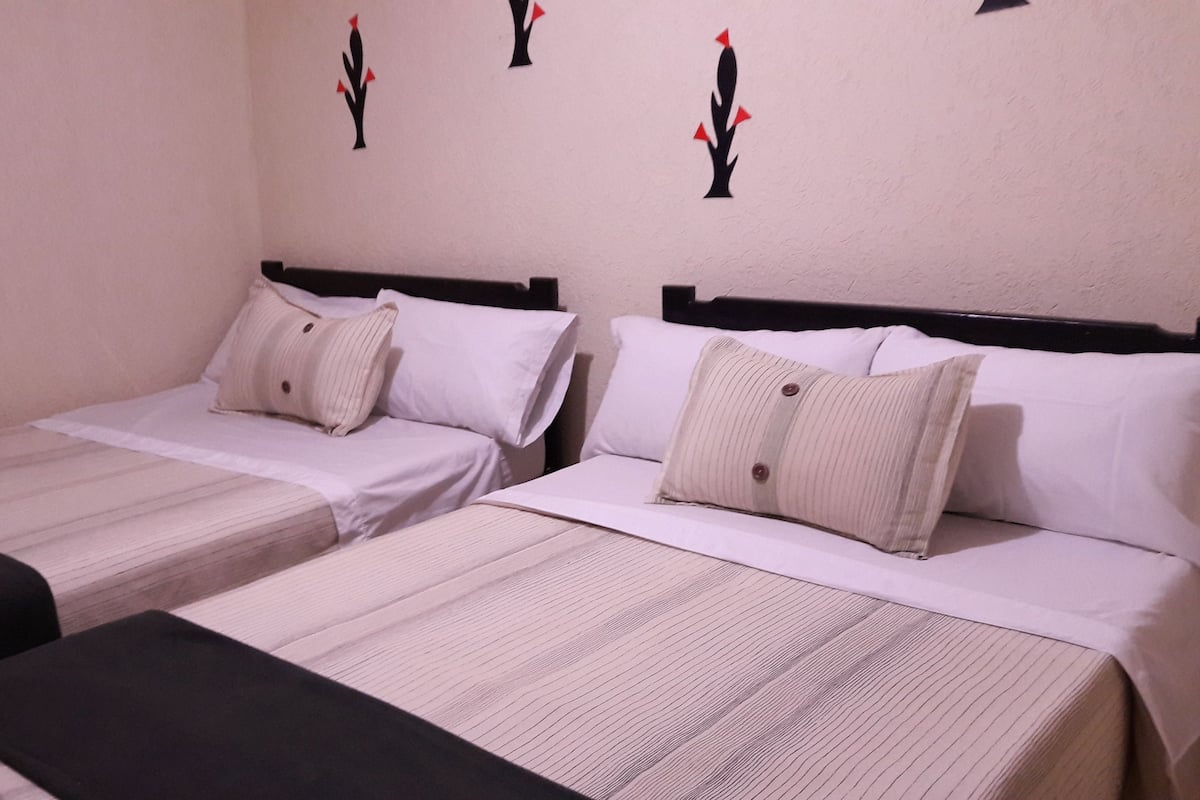 Standard Twin Room | WiFi (free), bed sheets