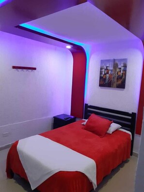 Chambre Standard avec lits jumeaux | Wi-Fi gratuit, draps fournis