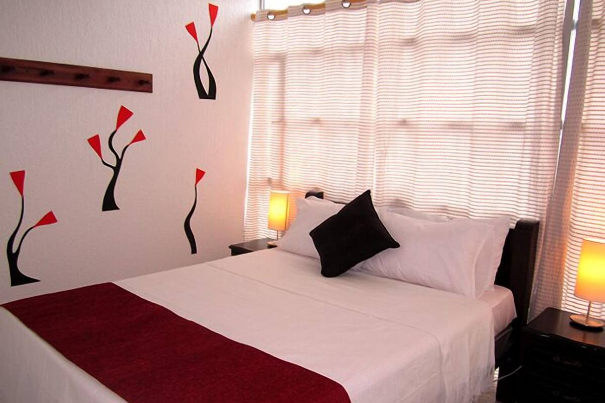 Standard Single Room | WiFi (free), bed sheets