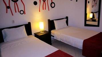 Habitación doble, 2 camas individuales | Wifi gratis y ropa de cama