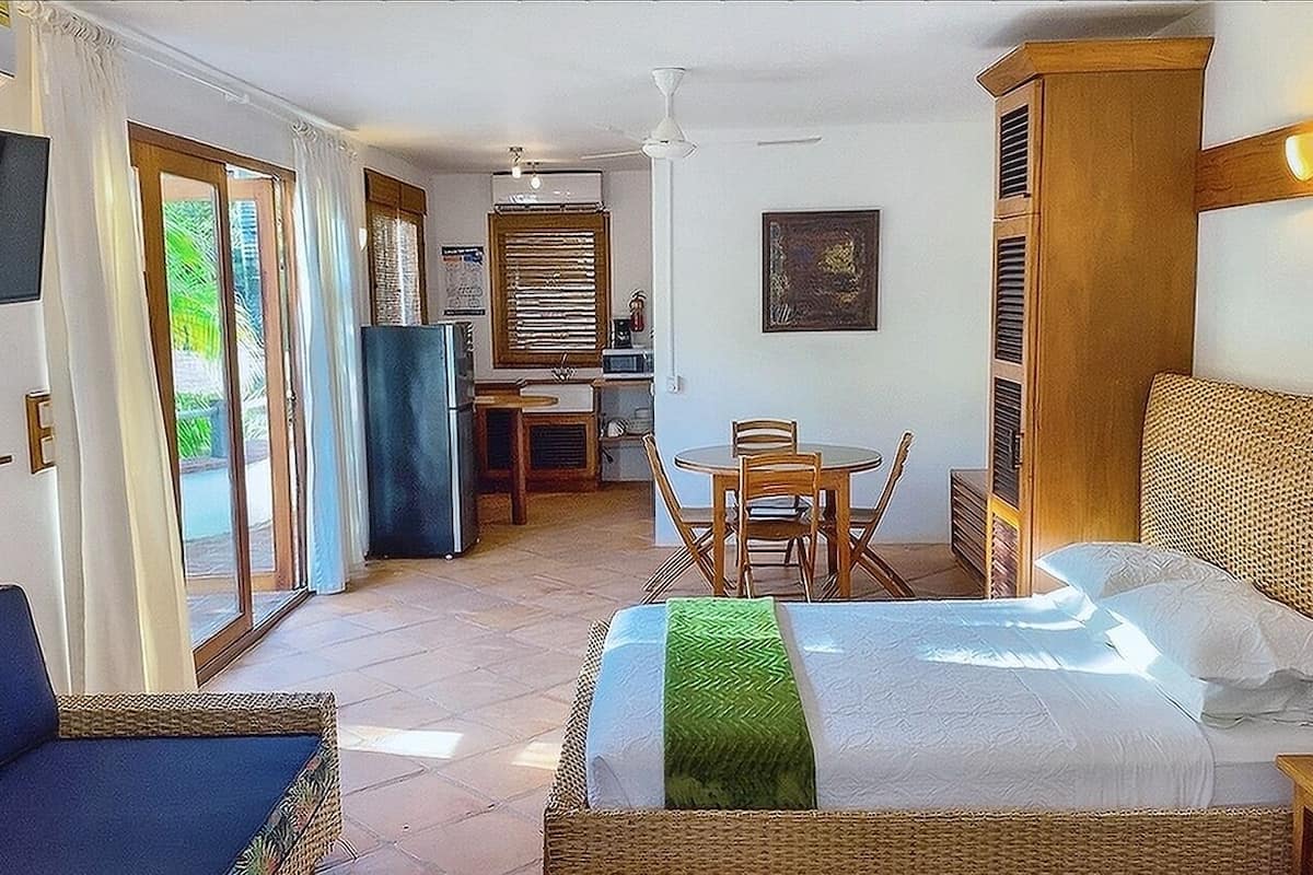 Family Studio | Beach/ocean view