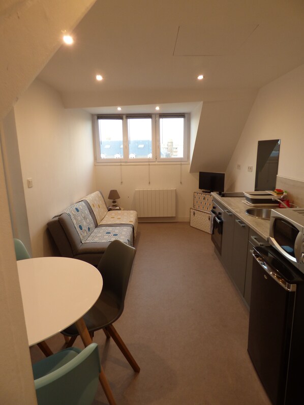 Interior - the castle apartment (Dieppe)