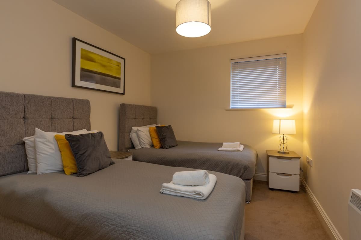 City Apartment, Private Bathroom (Centre)