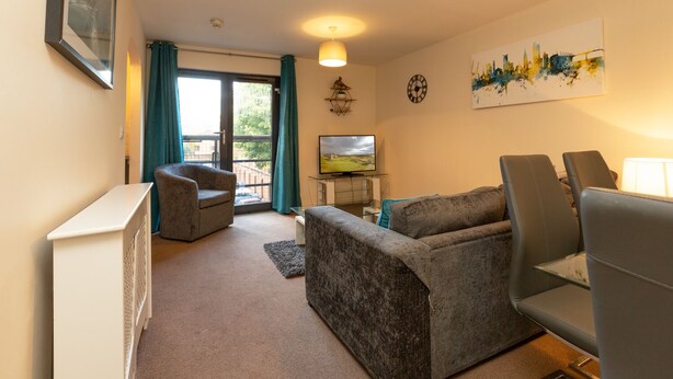 City Apartment, Private Bathroom (Centre) | Lounge - Higher Living - Professional Southampton Apartment (Southampton)