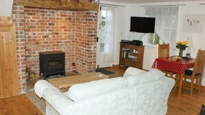 Unclassified image, 2 of 9, button - Althea House (Padstow)