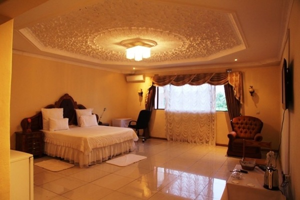 Executive Double Room | Minibar, desk, iron/ironing board, cribs (surcharge)