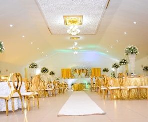 Banquet hall - Twin Cave Lodge (Choma)