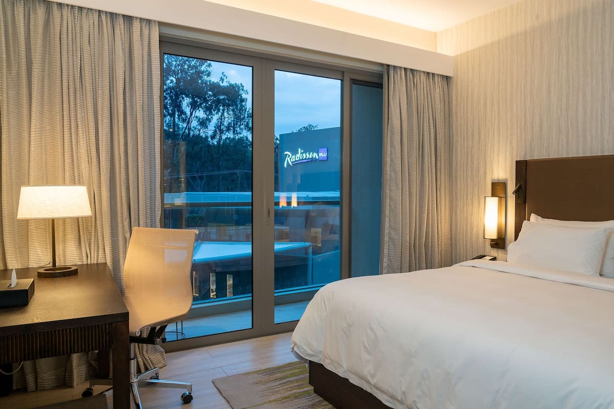 1 bedroom, minibar, in-room safe, desk