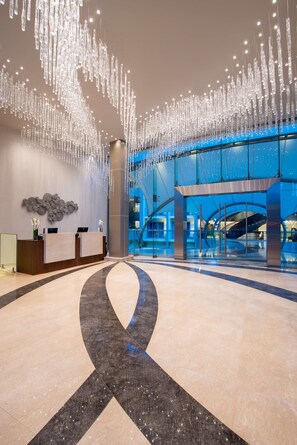 Lobby - Radisson Blu Hotel & Residence, Nairobi Arboretum (Nairobi)
